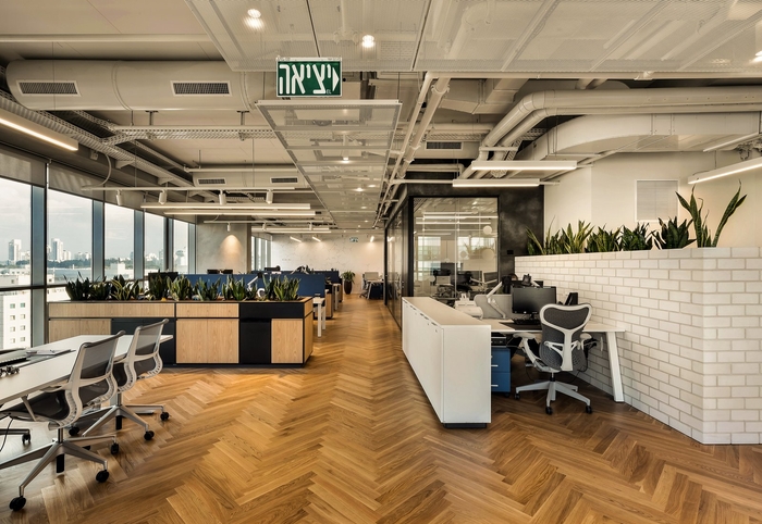 工業(yè)風(fēng)辦公室設(shè)計并不冷血