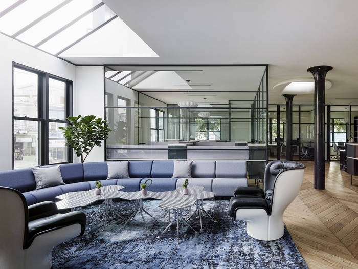 具有開拓精神的聯(lián)合辦公室設(shè)計