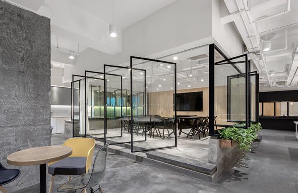 集團(tuán)辦公室設(shè)計的半開放模式