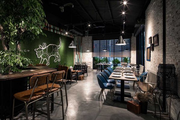 歐洲復(fù)古風(fēng)格咖啡館的辦公室設(shè)計(jì)