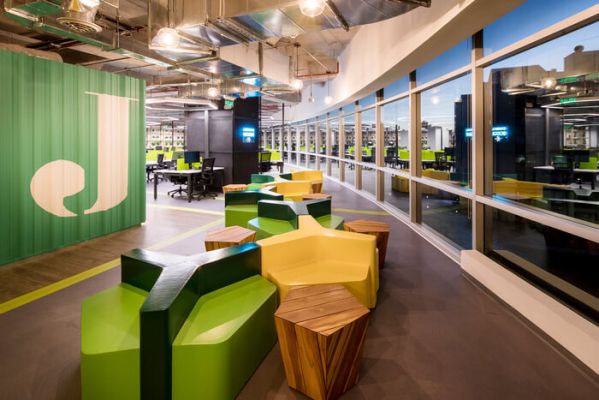 辦公室裝修時(shí)天花板的設(shè)計(jì)