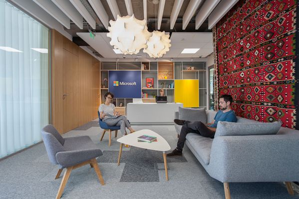 微軟辦公室裝修設(shè)計的特色表達