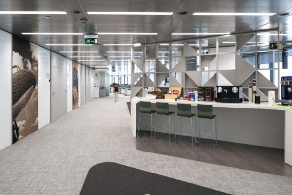 辦公室設(shè)計(jì)人員該如何選擇