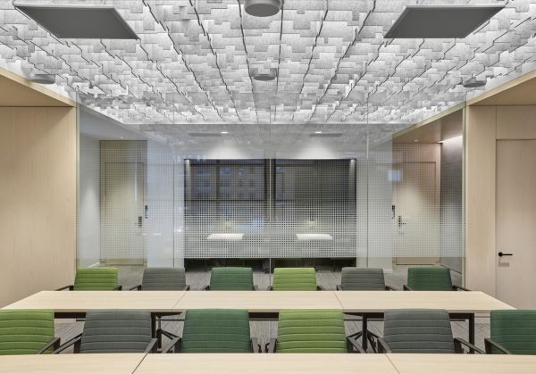 辦公室裝修可以采用地暖設(shè)計(jì)