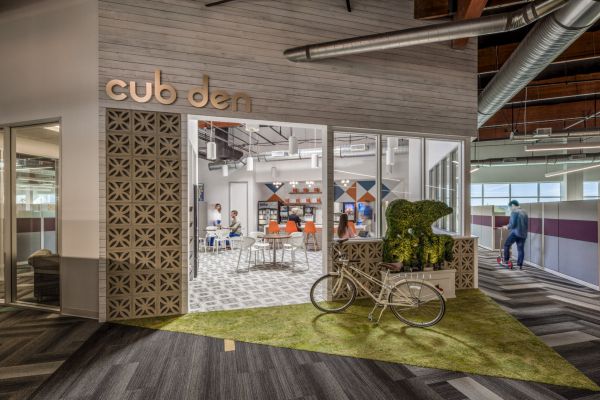 辦公室設(shè)計(jì)空間配色不能超過(guò)三種