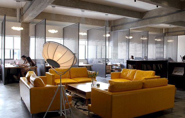 超現(xiàn)實質(zhì)樸辦公空間 (1)