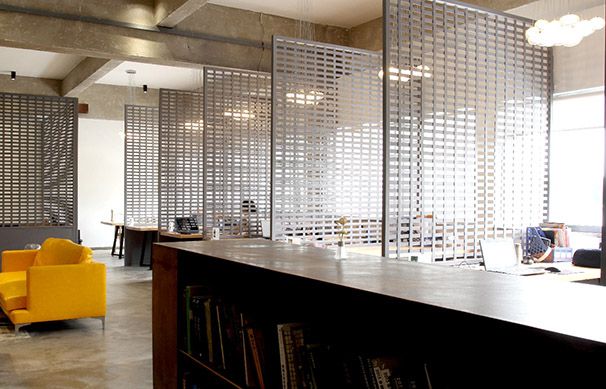 超現(xiàn)實質(zhì)樸辦公空間 (2)
