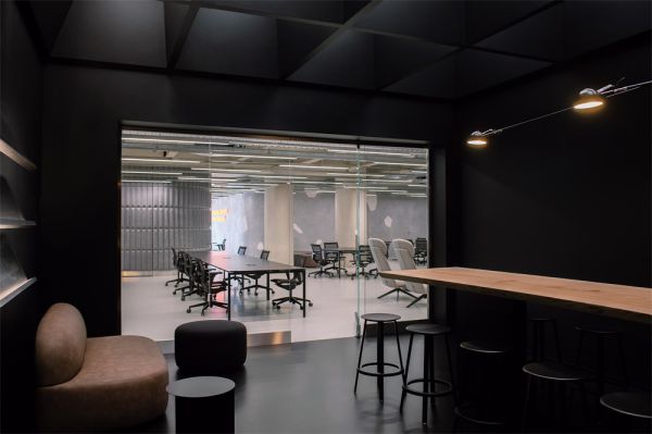 銷售公司辦公室設(shè)計(jì)的聯(lián)合辦公空間